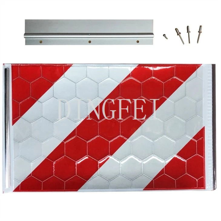 Tail Lift Warning Flag